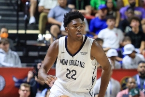 球队向上交易选奎因！杜马斯：不在乎别人的批评 时间会证明一切