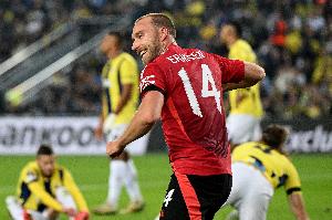 开云体育-外媒：埃里克森在马尔默跟队训练保持状态，阿贾克斯不会签回他