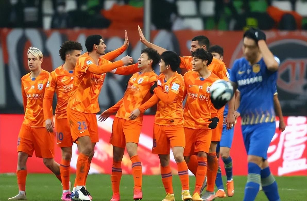 开云体育-意外！他成鲁能本赛季唯一能踢主力的95大牌青训国脚，引发热议